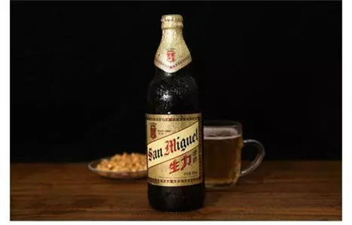 老挝黑啤酒纸箱规格_老挝黑啤黄啤酒图片