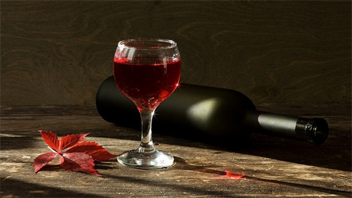 蓝莓葡萄酒功效与作用_泡蓝莓酒作用与功效