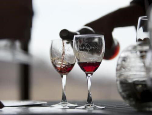 澳大利亚三大红酒品牌,介绍澳洲葡萄酒产区及其著名品牌