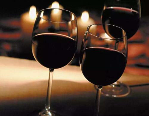 调红酒方法详解，让你轻松成为红酒达人